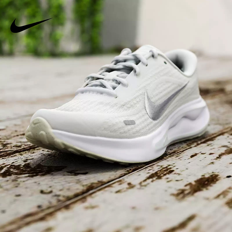 Sepatu Olahraga Lari NIKE Wani - Women Shoes Running Nike ulasan dan harga